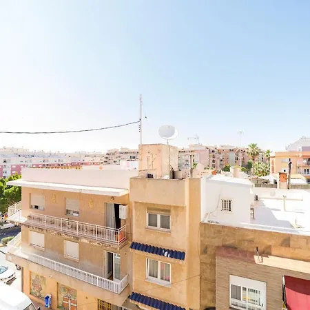 прекрасная где есть бассейн и парковка Apartment *