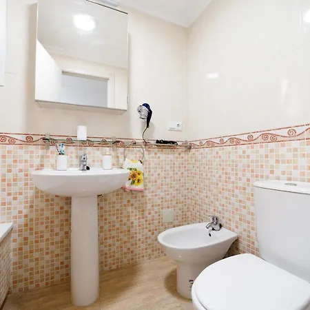 прекрасная где есть бассейн и парковка Apartamento