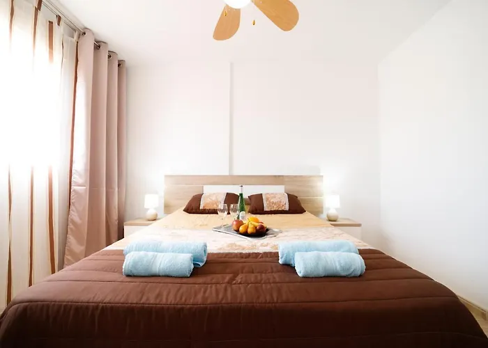 прекрасная где есть бассейн и парковка Apartament